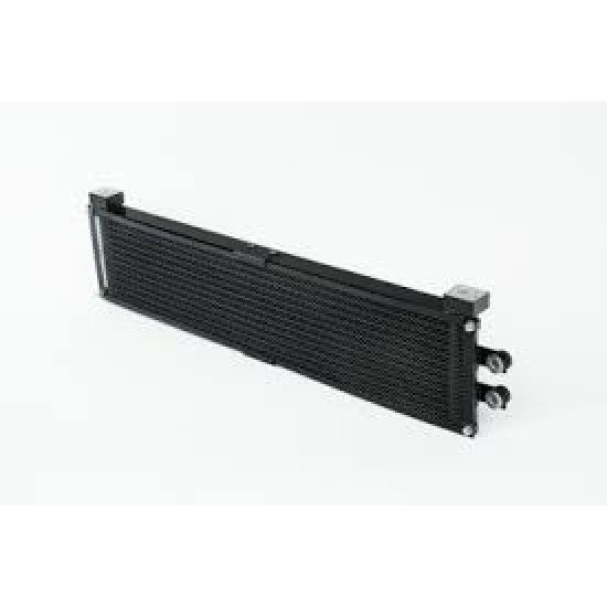 BMW F8X M3/M4/M2C - Engine oil cooler w/ rock guard